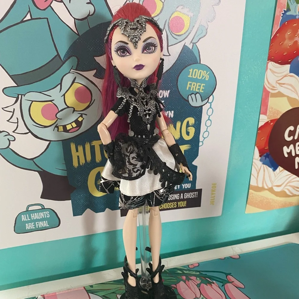 Like new, Mira Shards doll from Ever After High! - Picture 2 of 10